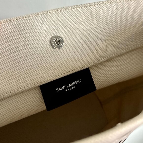 SAINT LAURENT Rive Gauche Bucket Bag in White Linen - Picture 11 of 17